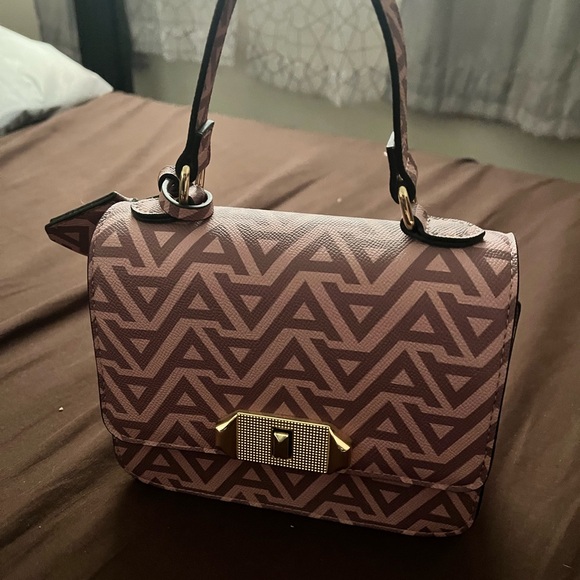 Stylish ALDO Pink Geometric Pattern Handbag - Picture 1 of 4